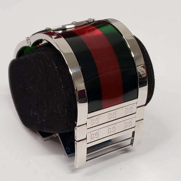 Gucci 112 23mm Unisex Black/Reds Watch lux786-101025 - Picture 13 of 16